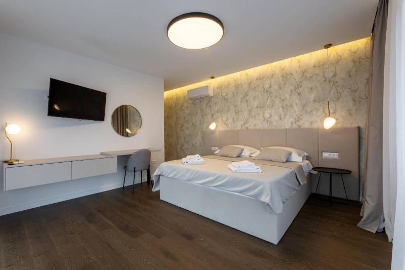 Luxury Villa Miamore - image 45