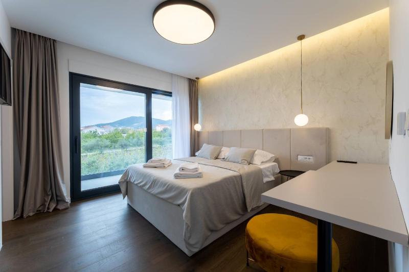 Luxury Villa Miamore - image 23