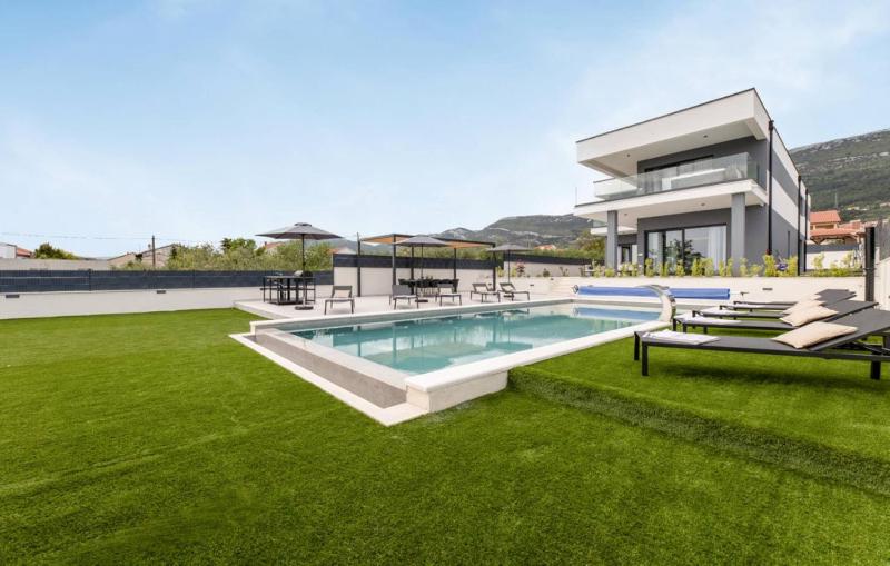 Luxury Villa Miamore - image 38