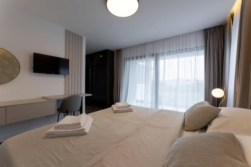 Luxury Villa Miamore - image 41