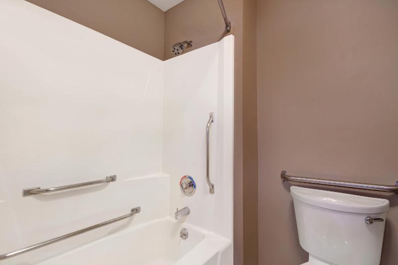 Double Room - Disability Access - Non-Smoking image 2