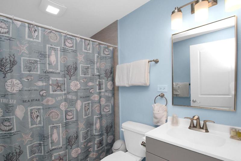 Suite 7 - Not Pet Friendly image 3