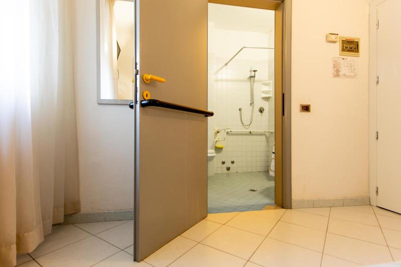 Quadruple Room image 2