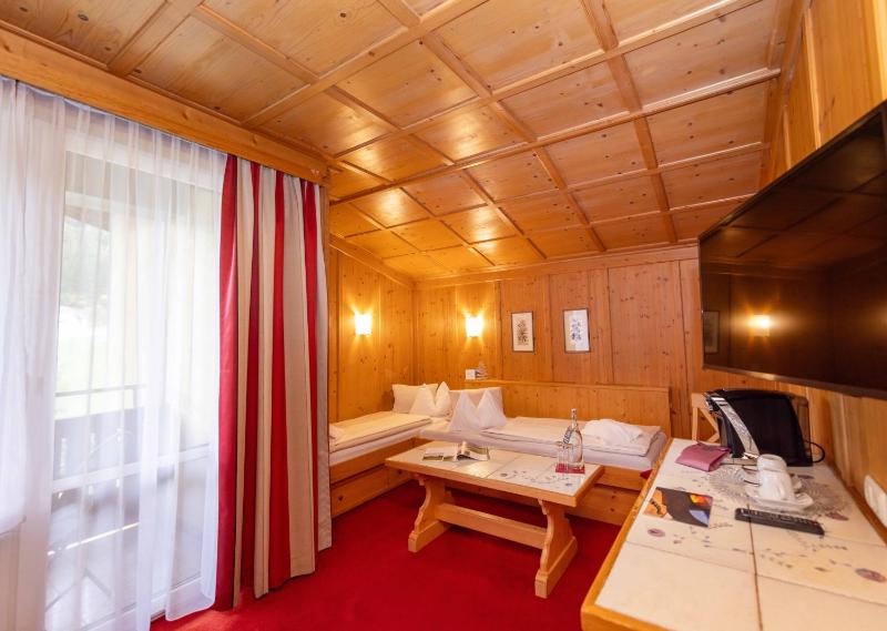 Junior Suite image 2