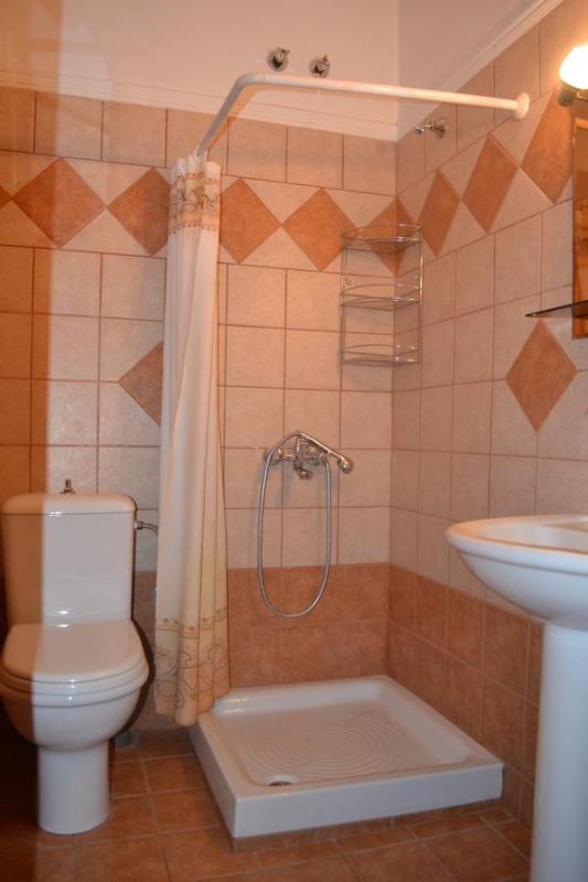 Triple Room image 3