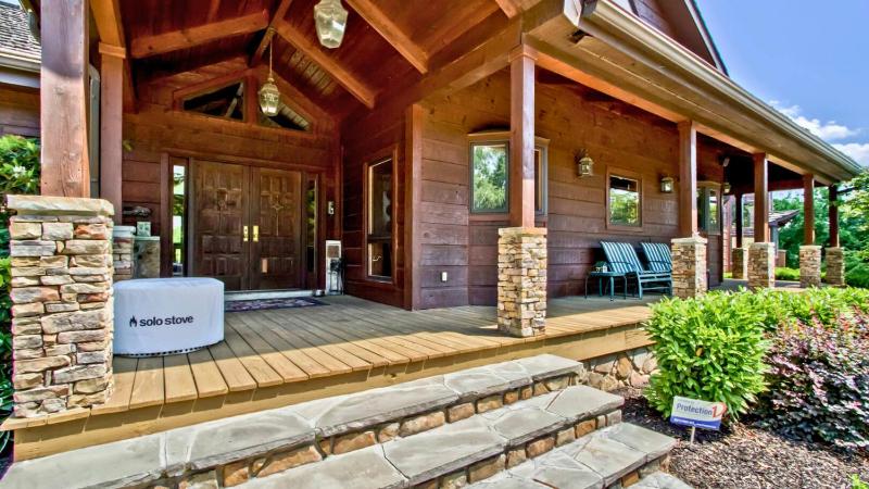 Douglas Lake Lodge in the Smoky Mountains - image 31