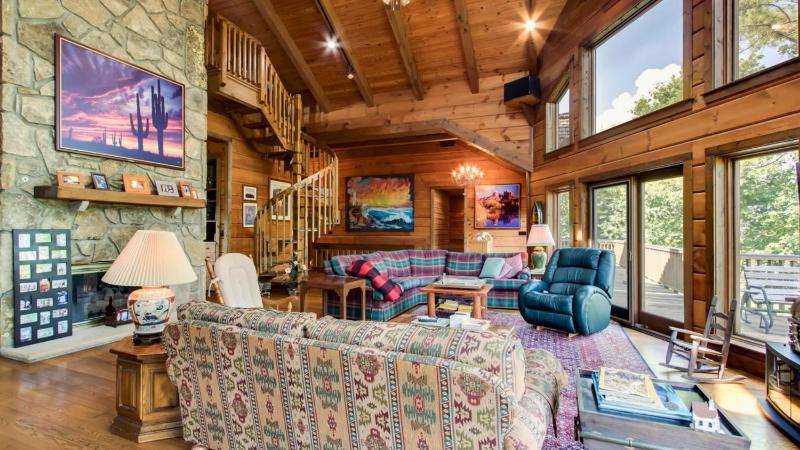 Douglas Lake Lodge in the Smoky Mountains - image 10