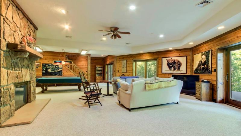 Douglas Lake Lodge in the Smoky Mountains - image 29
