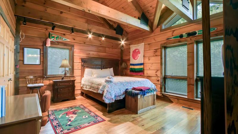 Douglas Lake Lodge in the Smoky Mountains - image 17