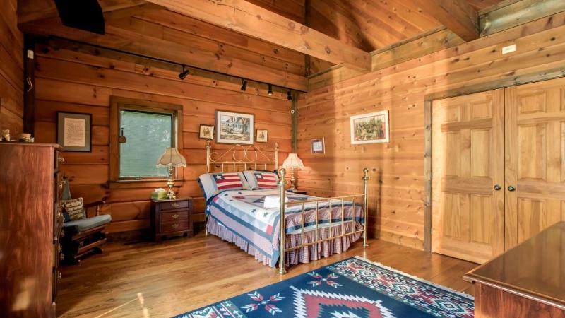 Douglas Lake Lodge in the Smoky Mountains - image 13