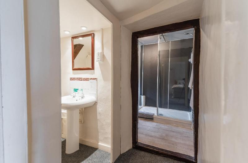 Triple Room image 3
