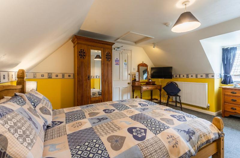 Double Room with Private Bathroom image 4