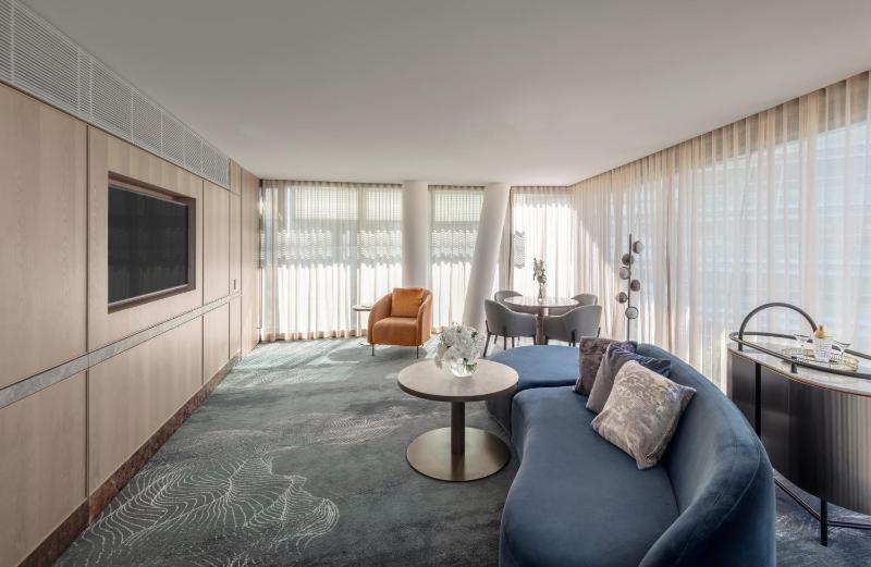 Adored Suite image 4