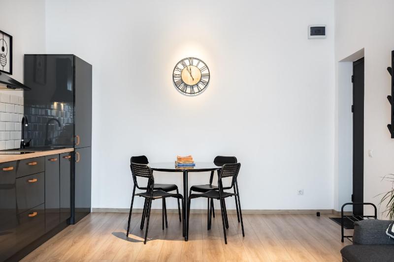 Old Town - City Center - Esiko by MRG Apartments - image 7