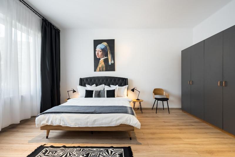 Old Town - City Center - Esiko by MRG Apartments - image 2