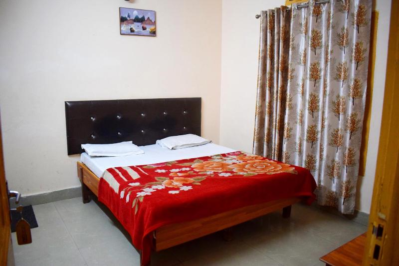 Standard Double Room image 1