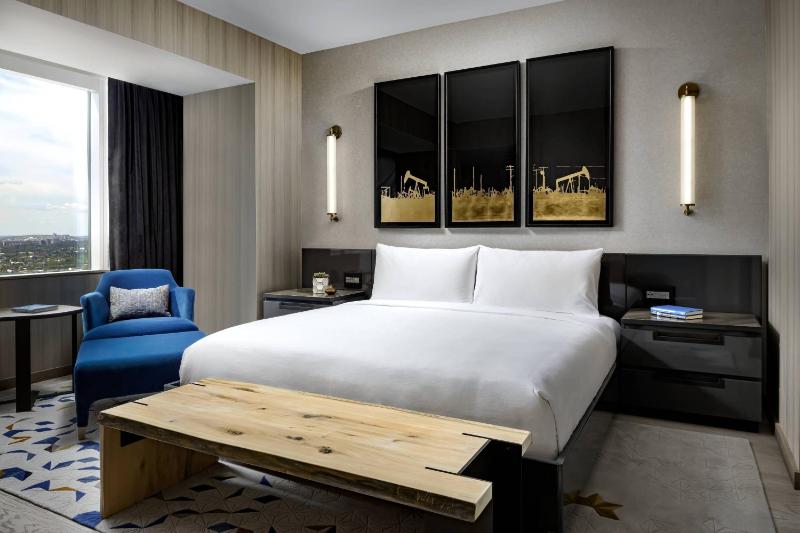 JW Marriott Edmonton Ice District - image 9