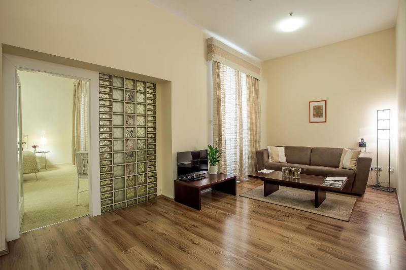 Junior Suite image 4