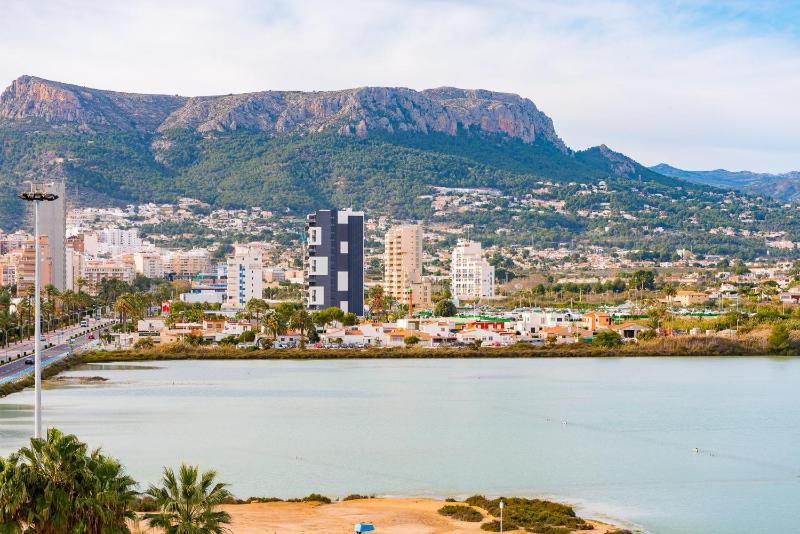 Apartment with Sea View image 4