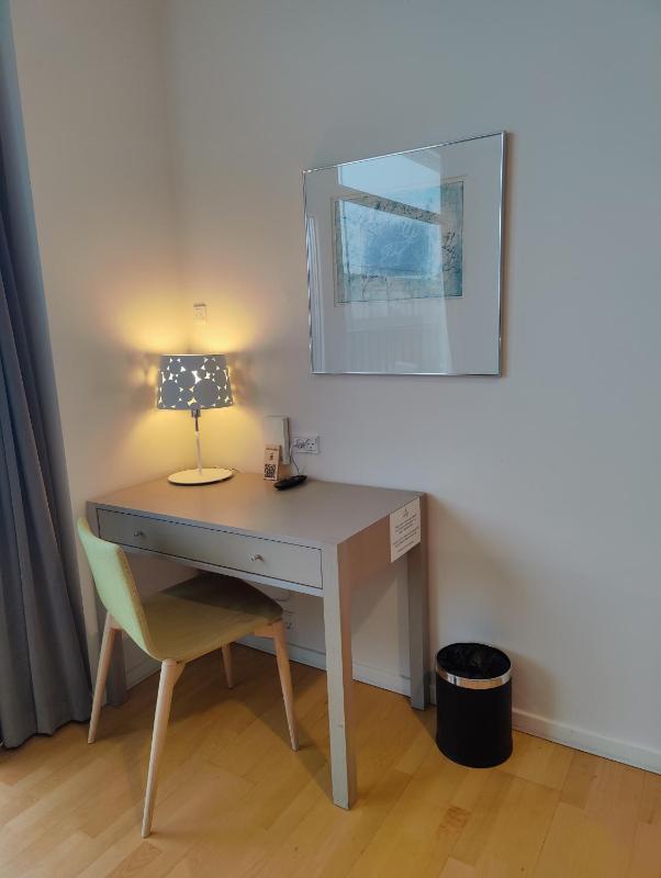 Superior Double or Twin Room image 4