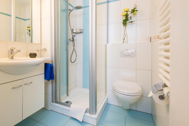 Standard One-Bedroom Apartment image 2