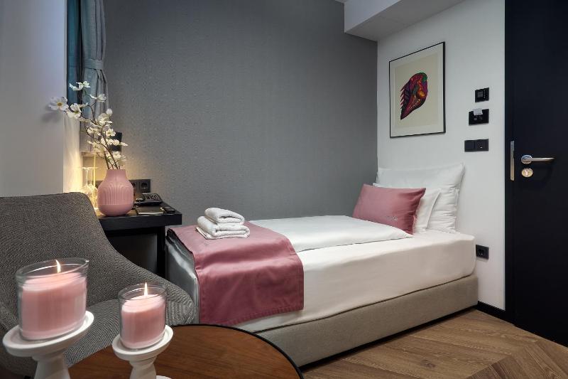 The Hotel Ljubljana - image 6
