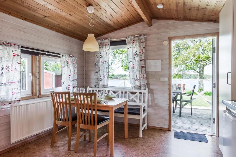 One-Bedroom House image 4