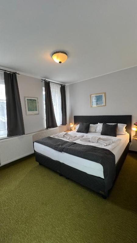 Hotel Boston - image 23