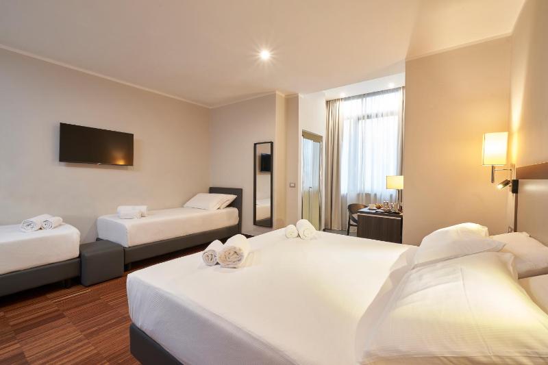 Executive Double or Twin Room image 4