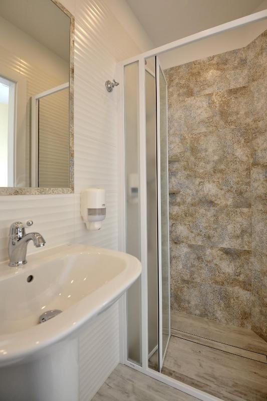 Triple Room image 4
