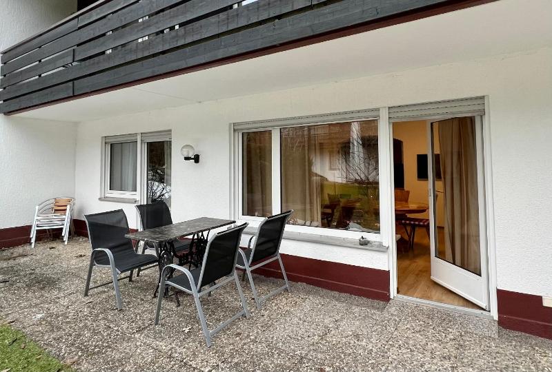 Apartment with Garden View image 4