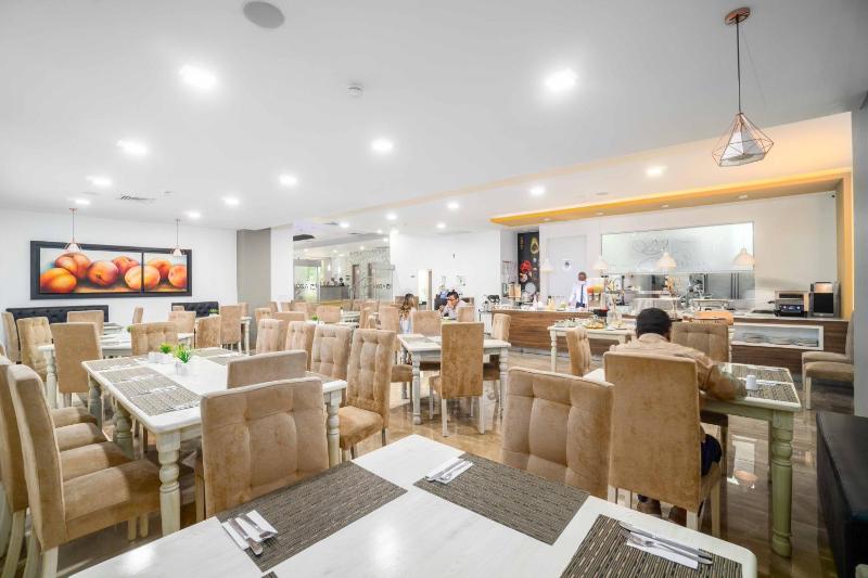 Azor Hotel Cali Versalles - image 36