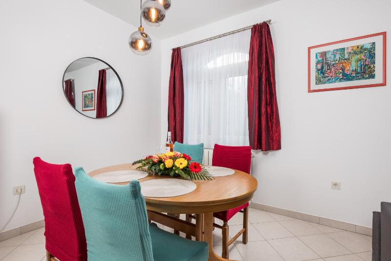 Two-Bedroom Apartment with Terrace image 4