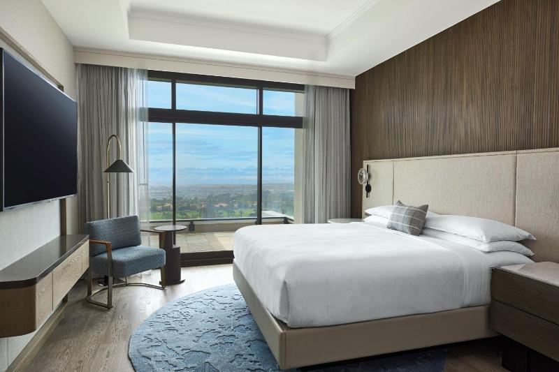 VEA Newport Beach A Marriott Resort & Spa - image 7