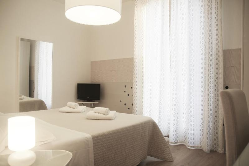 Double Room with Private Bathroom image 2