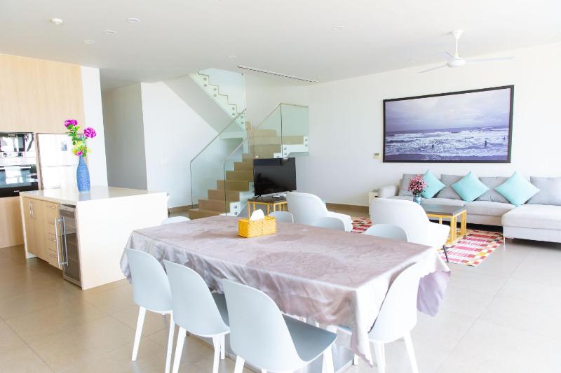 Beachfront Villa 4 Bedrooms Sanctuary Ho Tram Resort - image 33