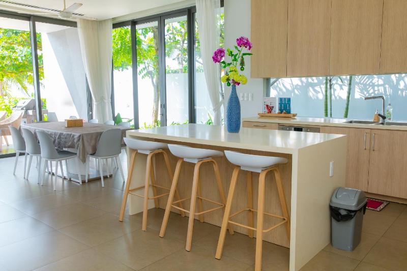 Beachfront Villa 4 Bedrooms Sanctuary Ho Tram Resort - image 40