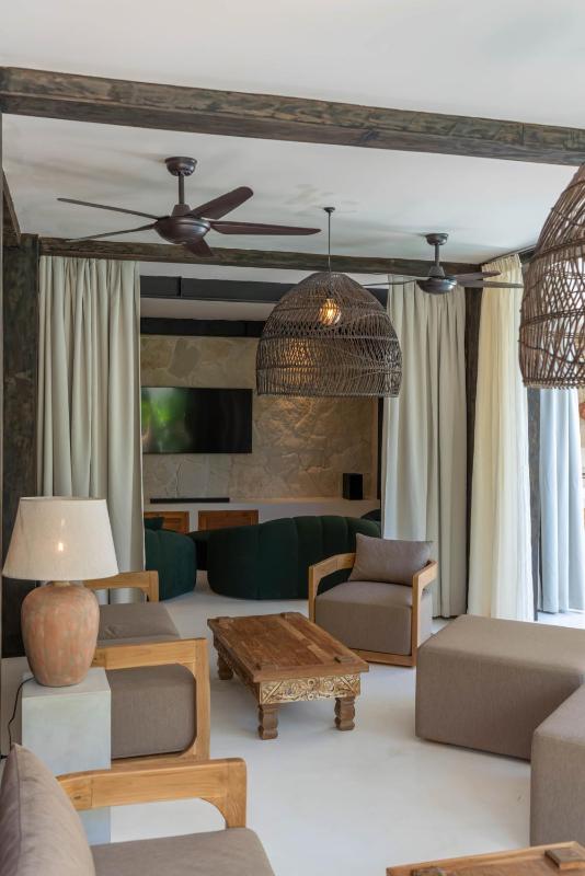 Casa Galicia - Spacious Central 7BR Villa Pool & Sunset Rooftop - image 50