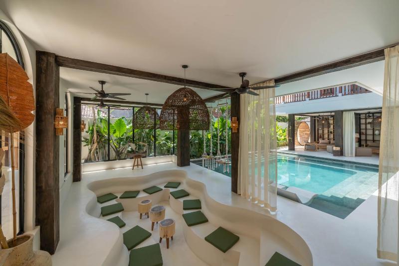 Casa Galicia - Spacious Central 7BR Villa Pool & Sunset Rooftop - image 32