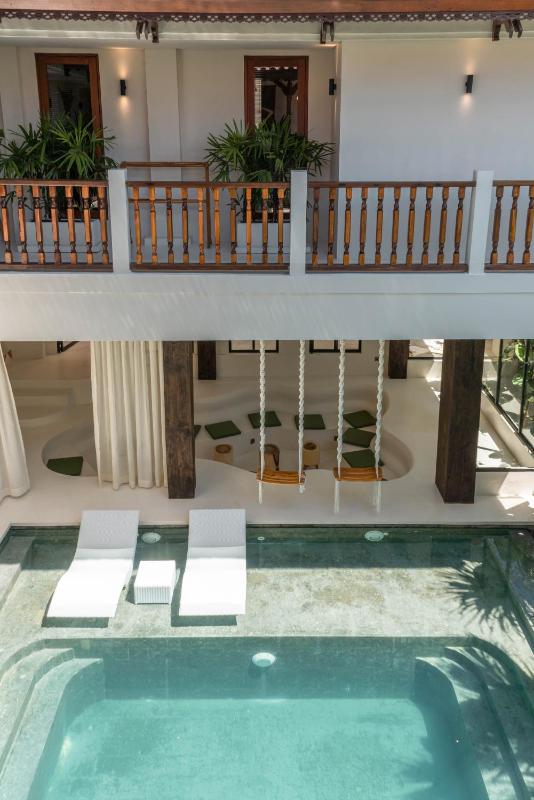 Casa Galicia - Spacious Central 7BR Villa Pool & Sunset Rooftop - image 8