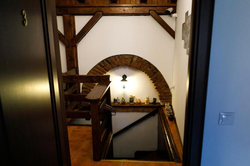 Gong Studios - image 12