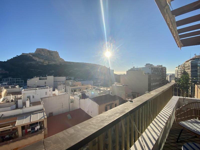Penthouse with Castle view - image 8