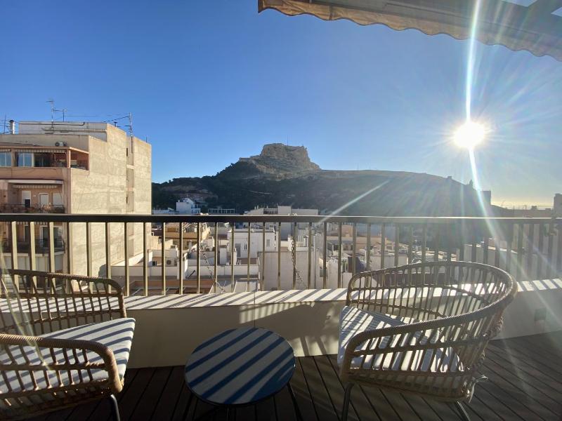 Penthouse with Castle view - image 20