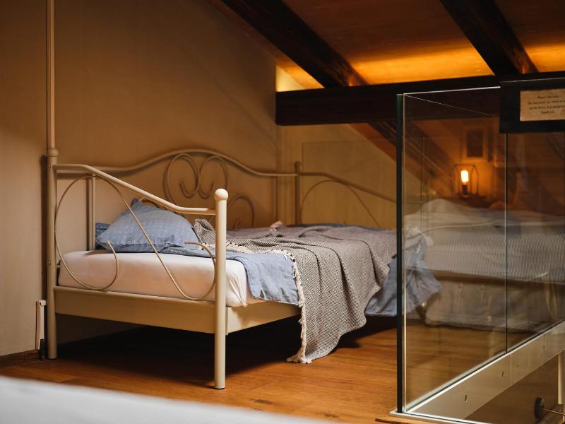 Duplex Room image 1