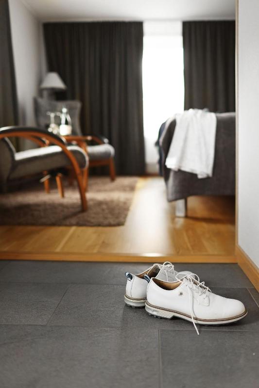 Deluxe Twin Room image 3