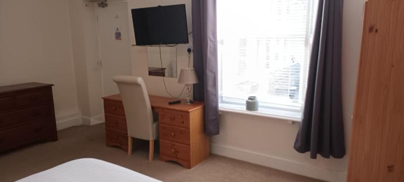 Standard Double Room image 4