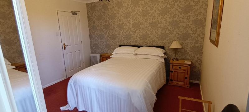 Standard Single Room image 3