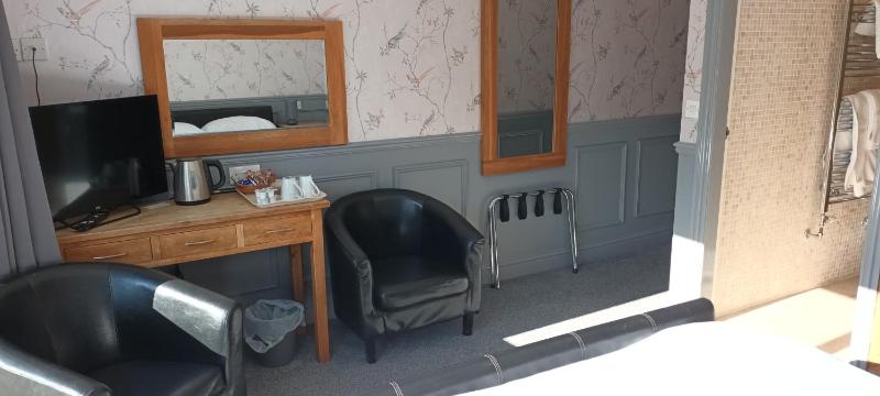 Superior Single Room image 4