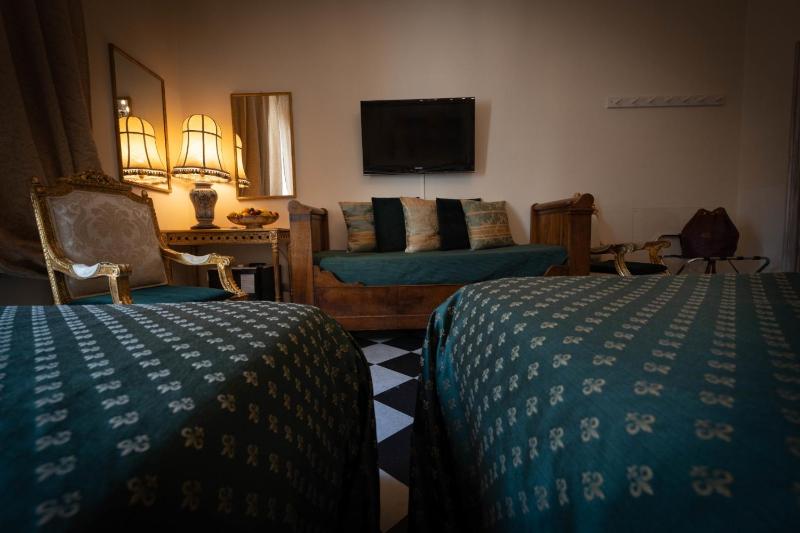 Junior Suite image 4