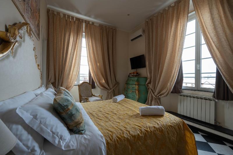 Superior Double Room image 1